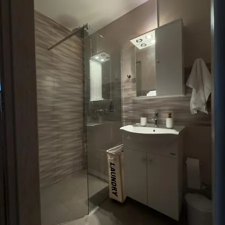 Apartament Valasia's House